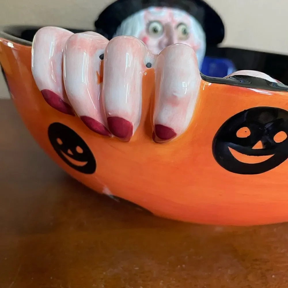 Department 56 RARE and HTF Witch Ceramic Googling Eyes Big Halloween Bowl